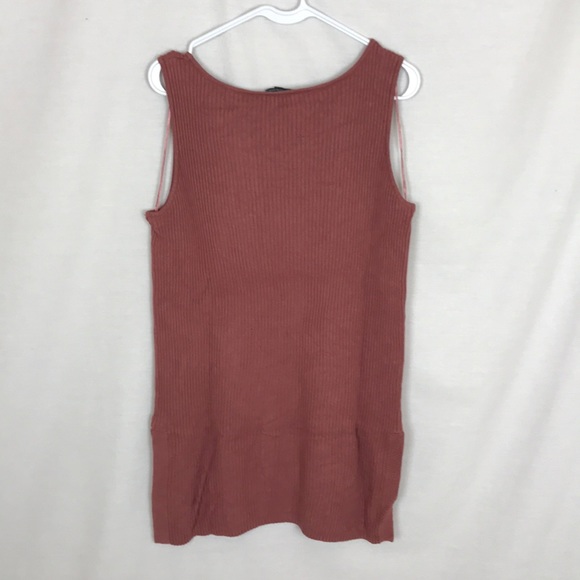 3/50 The limited tank top - Picture 3 of 3